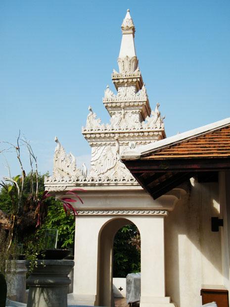 E10142517-50.jpg