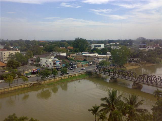 050120101382 (Small).jpg