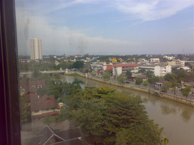050120101383 (Small).jpg