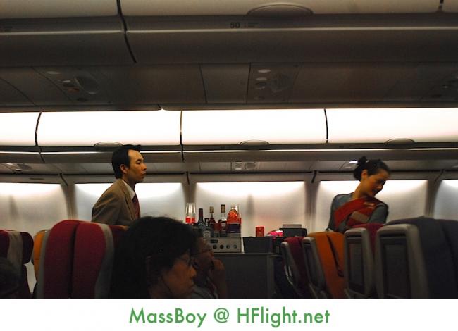 UTHBKKLAX 290.jpg
